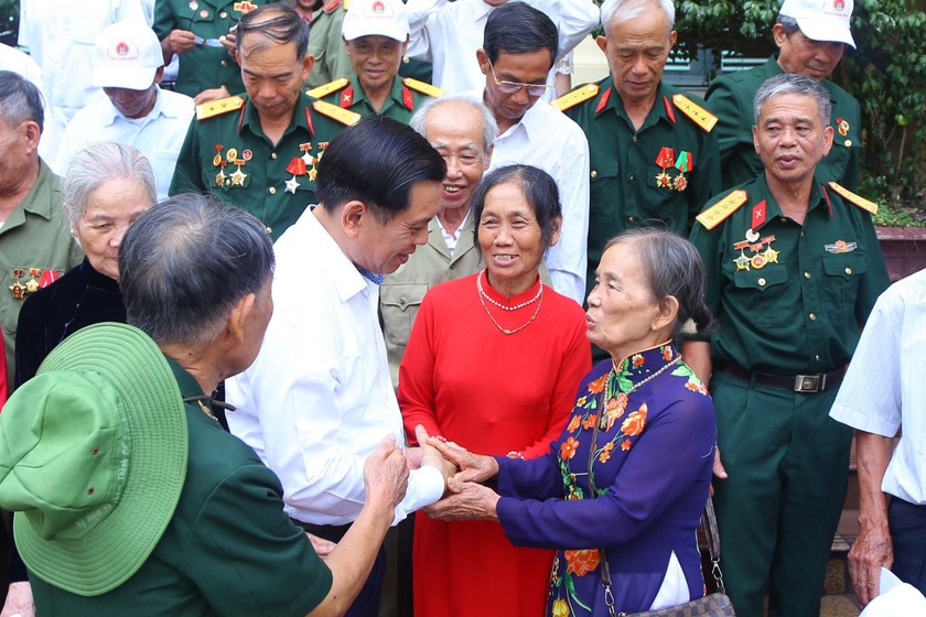 Thứ trưởng Bộ LĐ-TB&XH Nguyễn Bá Hoan gặp mặt đại biểu người có công tỉnh Nam Định ngày 8/7/2024. (Nguồn: Bộ LĐ-TB&XH)