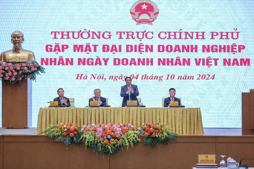 Thủ tướng Phạm Minh Chính chủ trì cuộc gặp mặt - Ảnh VGP