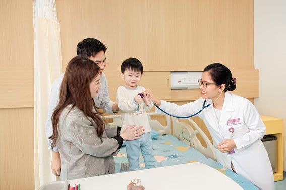 Mỗi năm, có khoảng 2,5 triệu trẻ em không bị tử vong do các bệnh truyền nhiễm nhờ có vaccine. (Ảnh minh họa: Tập đoàn Y tế Phương Châu) 