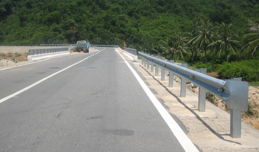 Một góc tuyến đường Phước Tân - Bãi Ngà.