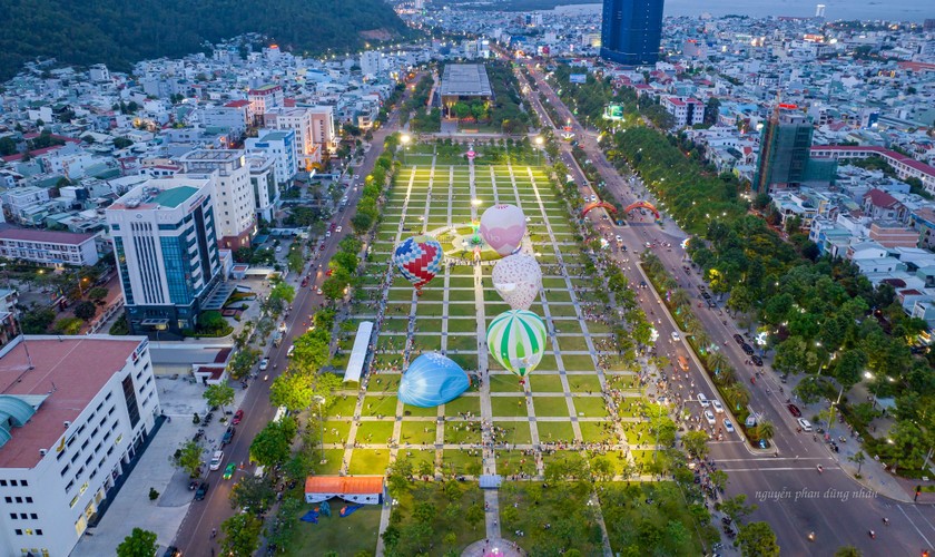 Khu vực quảng trường Quy Nhơn (ảnh: Dũng Nhân).