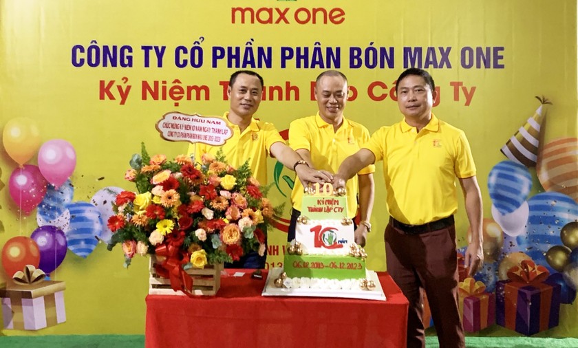Công ty Cổ phần Phân bón Max One vừa tổ chức lễ kỷ niệm 10 năm thành lập.