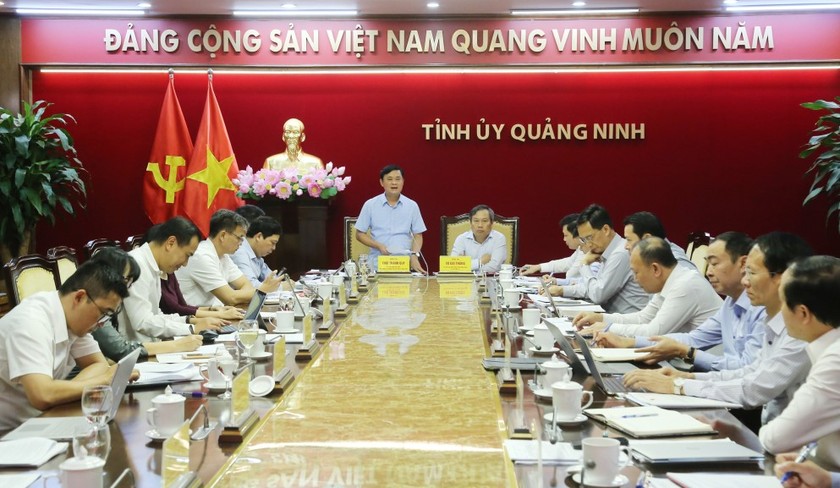 Quang cảnh buổi làm việc