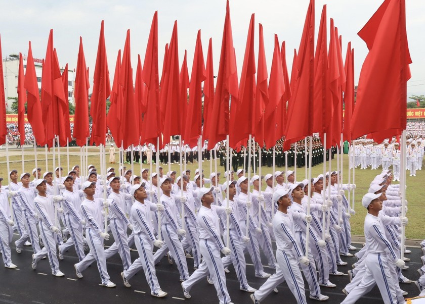 Xúc động, tự hào Lễ diễu binh, diễu hành Kỷ niệm 70 năm Chiến thắng Điện Biên Phủ