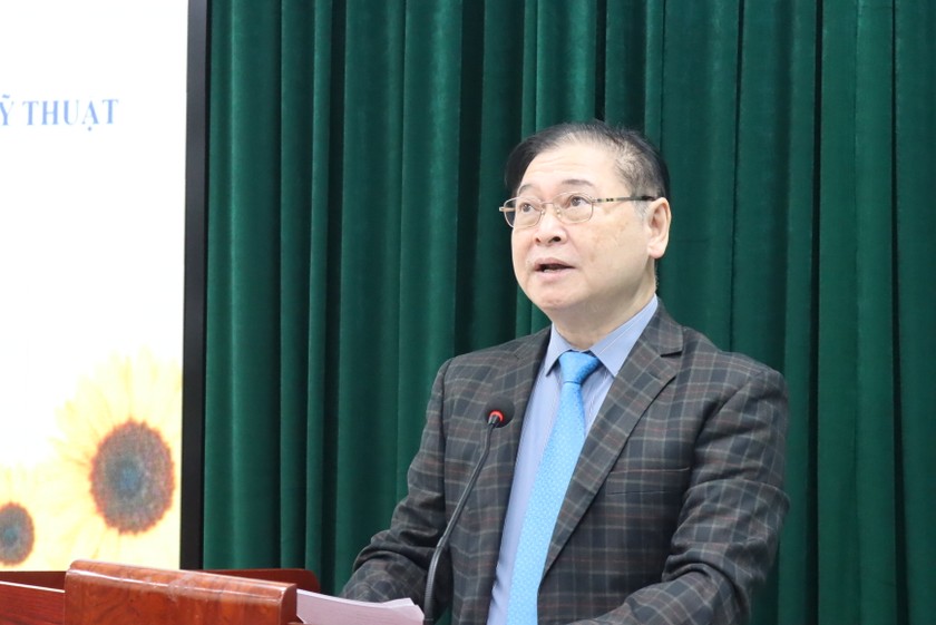 TSKH. Nguyễn Xuân Dũng phát biểu khai mạc Hội thảo. Ảnh: H. Giang