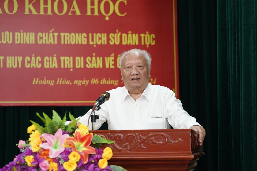 Tham luận của các nhà nghiên cứu, nhà sử học góp phần làm rõ nét hơn về cuộc đời và sự nghiệp của vị đại quan Lưu Đình Chất. (Ảnh: Y. Khương).