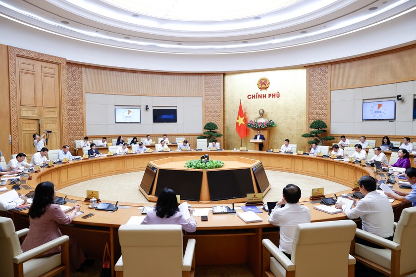 Thủ tướng chủ trì phiên họp Chính phủ thường kỳ tháng 7 với nhiều nội dung quan trọng ảnh 3