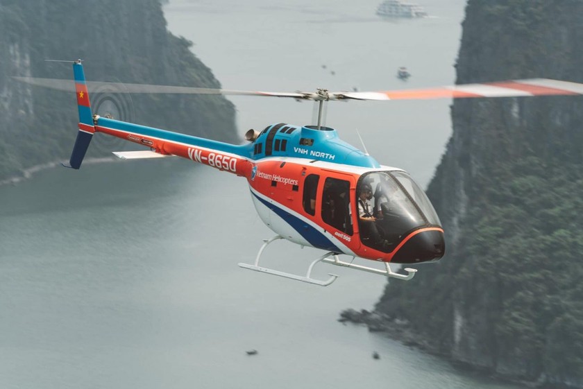 Máy bay du lịch Bell-505, số hiệu VN-8650 mất tích trên Vịnh Hạ Long