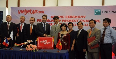 Vietjet và BNP Paribas ký kết thỏa thuận tài trợ tín dụng mua máy bay