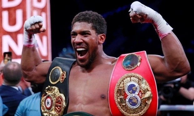 Làm thế nào để Anthony Joshua lấy lại đỉnh cao phong độ? 