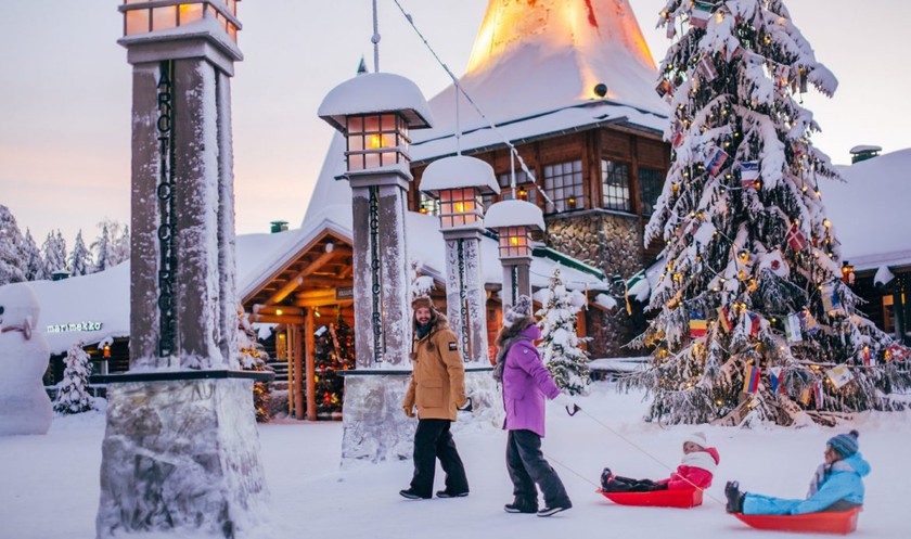 Làng thông minh Bắc cực Lapland. 