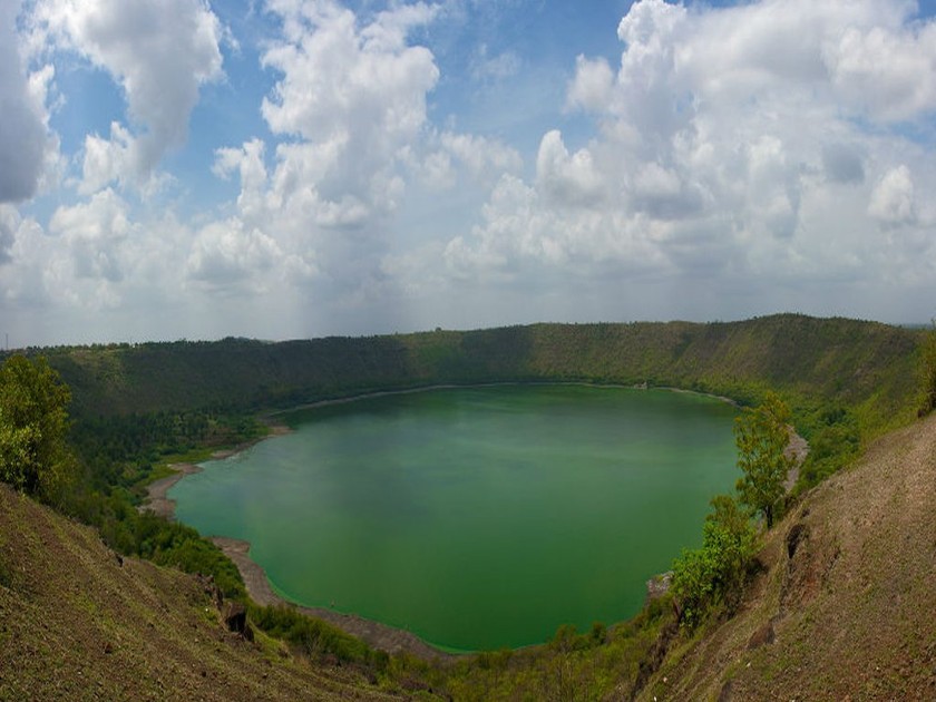 Hồ Lonar.