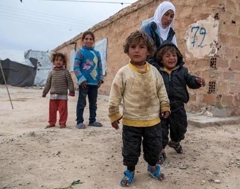 Trẻ em tị nạn Syria tại trại Al Hol (Ảnh: AFP). 