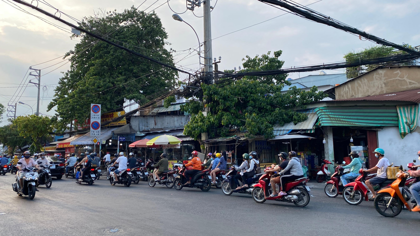 Khu vực Cây Da Sà ngày nay là phố xá đông đúc, nhộn nhịp.