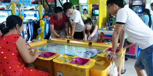 Trò Game bắn cá đang thu hút thanh niên. Ảnh: minh hoạ