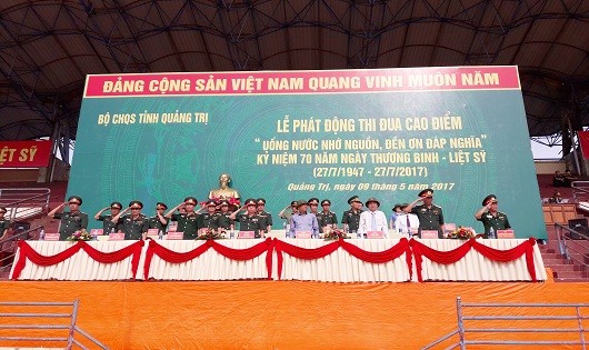 Các đại biểu về tham dự lễ phát động