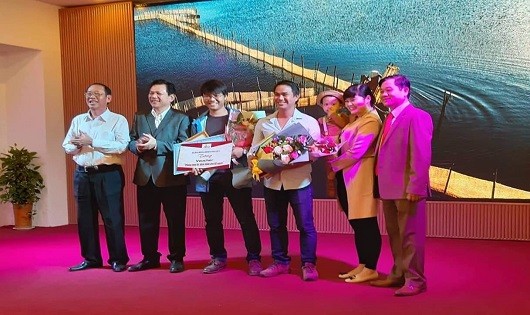 Có 11 tác phẩm được trao thưởng tại cuộc thi "Ảnh đẹp Du lịch Thừa Thiên Huế 2018".