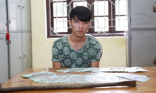 Tên trộm bá đạo, Phan Văn Đạt tại CQĐT
