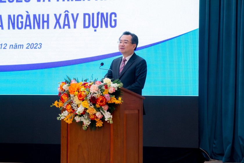 Bộ trưởng Bộ Xây dựng Nguyễn Thanh Nghị phát biểu tại Hội nghị.