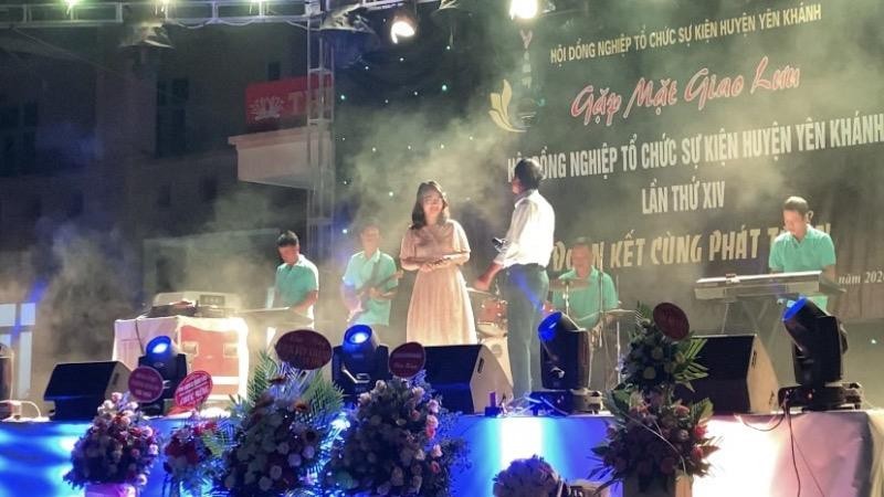 Ninh Bình: Xã Khánh Công (Yên Khánh) tổ chức sự kiện linh đình mùa Covid, Phó Chủ tịch cũng tham gia