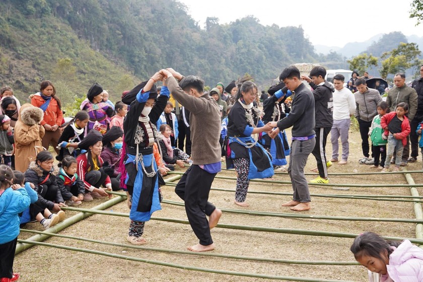 Về Làng Mô (huyện Sìn Hồ) vui hội đầu xuân