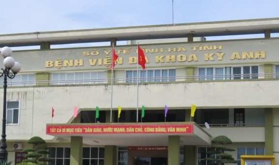 Bệnh nhân đến bệnh viện khám khai báo gian dối, khiến nhiều bác sĩ tại Bệnh viện đa khoa thị xã Kỳ Anh phải cách ly tại nhà chờ xét nghiệm Covid-19.