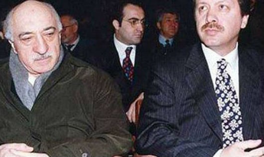 Tayyip Erdogan và Fethullah Gulen, những bất đồng xuất hiện ở thời điểm chuyển giao thiên niên kỷ.