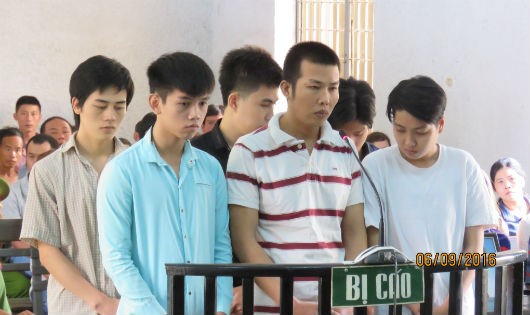 Các bị cáo tại tòa