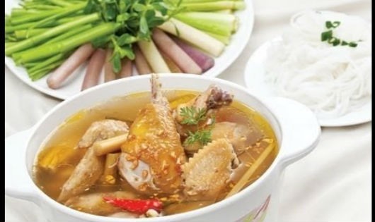  Cuối tuần làm gà nấu mẻ ngon miễn chê đãi cả nhà