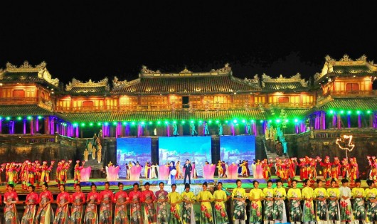 Festival Huế 2018 - một điểm đến 5 di sản