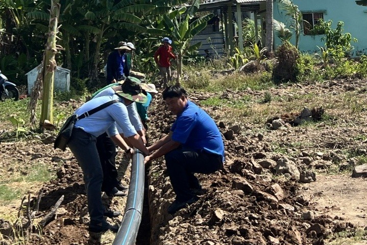 Đầu tư 10km tuyến ống cấp nước sinh hoạt cho người dân U Minh Thượng 