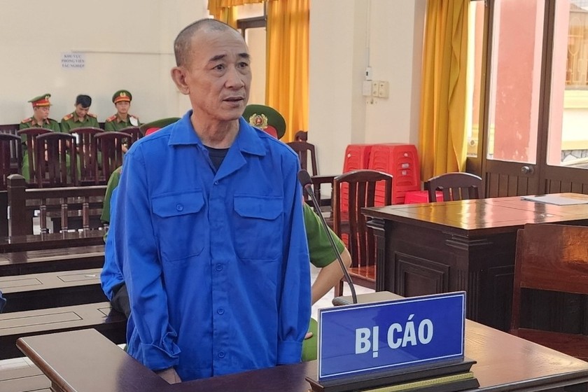 Bị cáo Nguyễn Tấn Thùy tại phiên tòa.