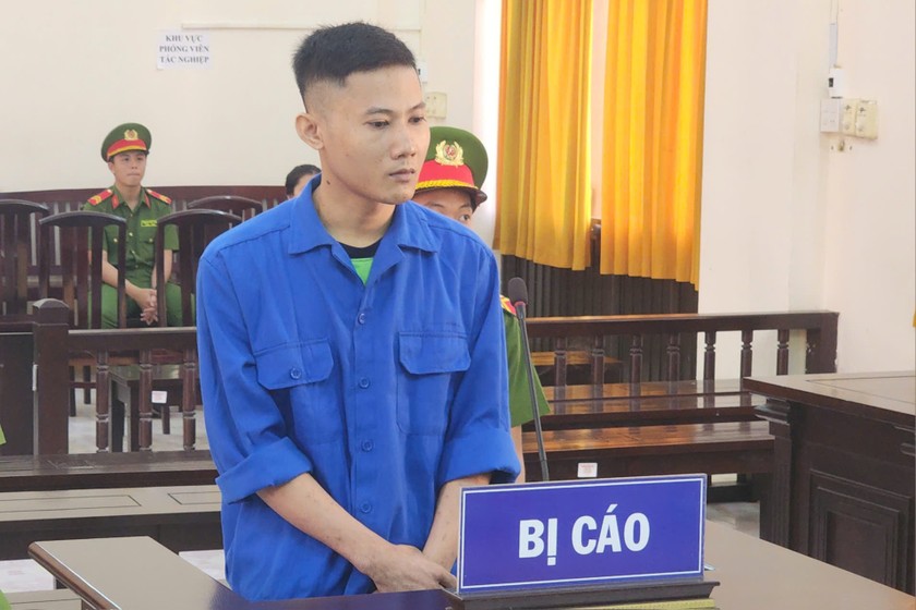 Bị cáo Danh Vũ Đăng tại phiên toà.