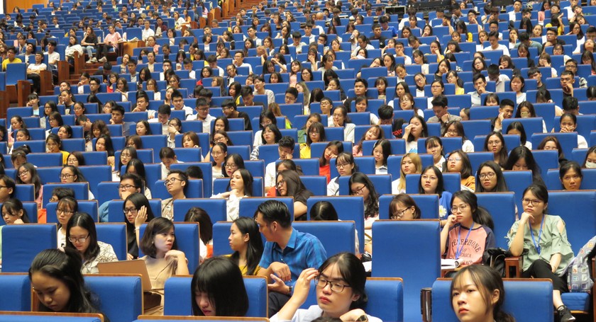Giáo dục đạo đức nghề luật đang đòi hỏi ngày càng cấp thiết