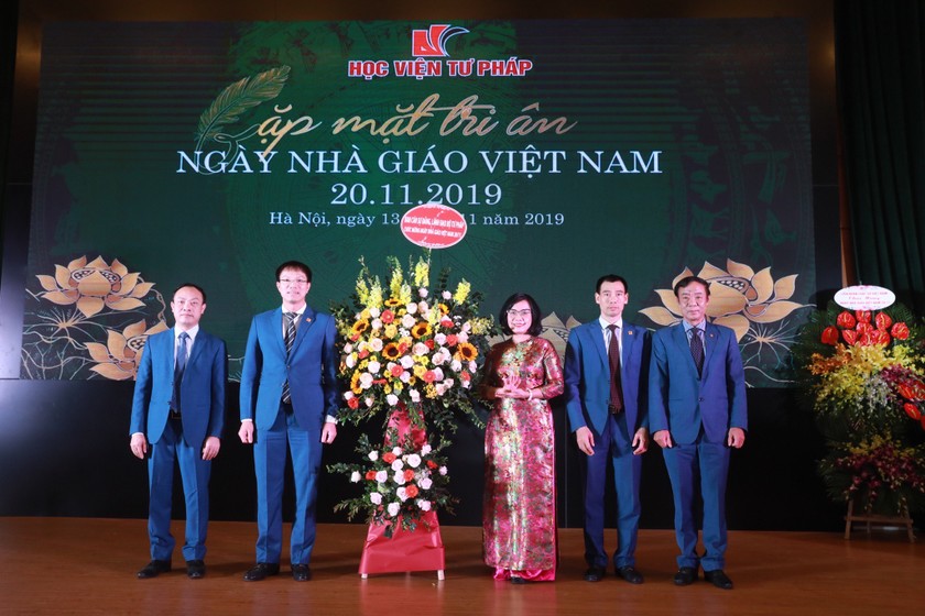 Sớm đưa Học viện Tư pháp thực sự trở thành “Trung tâm lớn đào tạo các chức danh tư pháp”