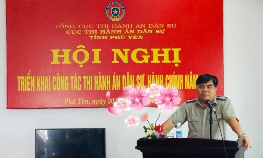 Người nỗ lực trong đổi mới lãnh đạo, điều hành Thi hành án dân sự tỉnh Phú Yên.