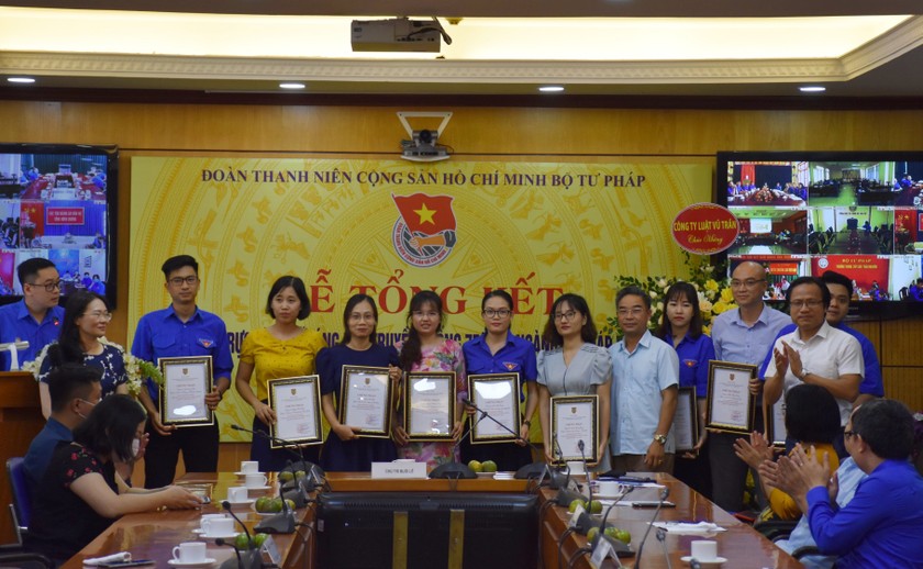 Đoàn thanh niên Bộ Tư pháp tổ chức nhiều hoạt động thi đua sôi nổi