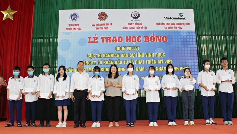 Cục THADS Vĩnh Phúc: Tiếp sức đồng hành cùng học sinh nghèo vượt khó