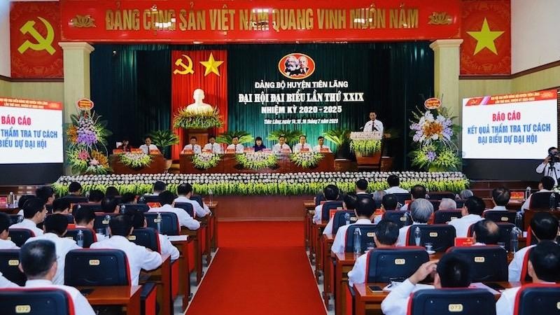 Quang cảnh đại hội