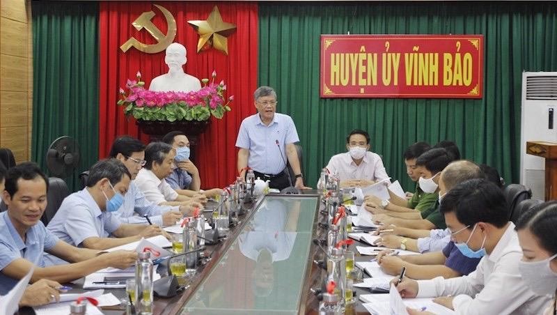 Phó Chủ tịch Thường trực UBND TP.Hải Phòng Nguyễn Xuân Bình làm việc với Ban Thường vụ Huyện ủy Vĩnh Bảo.