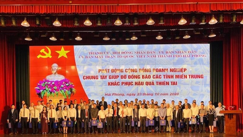 Hơn 90 tỷ đồng được cộng đồng doanh nghiệp TP quyên góp ủng hộ các tỉnh miền Trung khắc phục hậu quả thiên tai