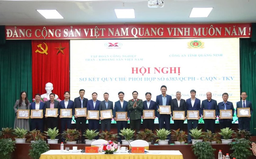 Hội nghị sơ kết 04 năm thực hiện Quy chế phối hợp số 6383/QCPH - CAT - TKV, ngày 19/9/2020 giữa Công an tỉnh Quảng Ninh và Tập đoàn Công nghiệp Than khoáng sản Việt Nam về công tác bảo vệ an ninh nội bộ, an ninh kinh tế, trật tự, an toàn cơ quan, doanh nghiệp.