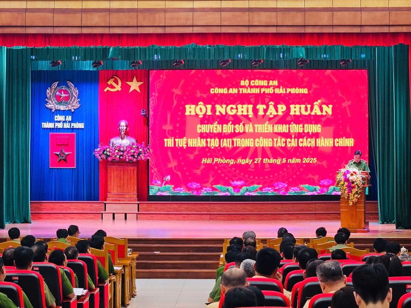 Hội nghị tập huấn Chuyển đổi số và ứng dụng trí tuệ nhân tạo (AI)” trong công tác cải cách hành chính và tuyên truyền, phổ biến giáo dục pháp luật.