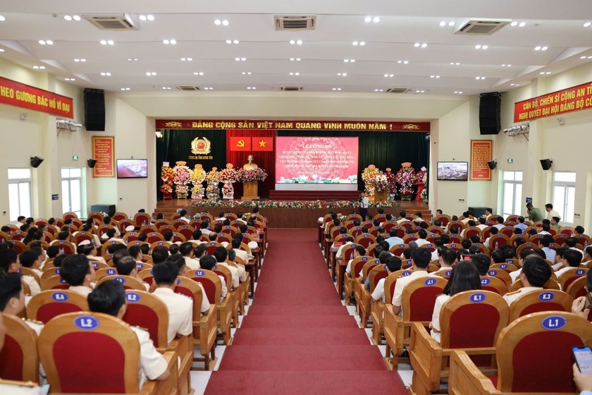 Hưng Yên ra mắt 104 Công an xã, phường theo mô hình tổ chức mới
