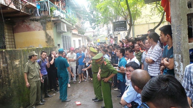 Phóng viên không nên tác nghiệp tại hiện trường trong những vụ bắt cóc con tin