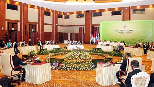 ASEAN ra tuyên bố báo động về tranh chấp trên Biển Đông