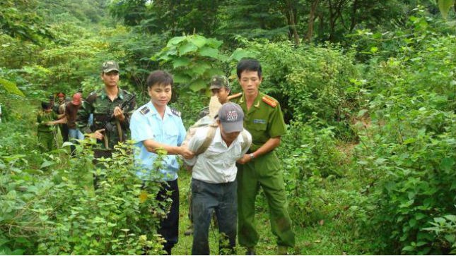 Theo ý kiến của một số ĐBQH, cán bộ Hải quan tham gia công tác phòng chống tội phạm cần được trang bị vũ khí