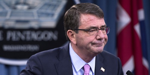 Bộ trưởng Quốc phòng Mỹ Ashton Carter