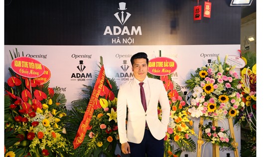 Đến Adam Store, thưởng thức phong cách hoàng gia châu Âu