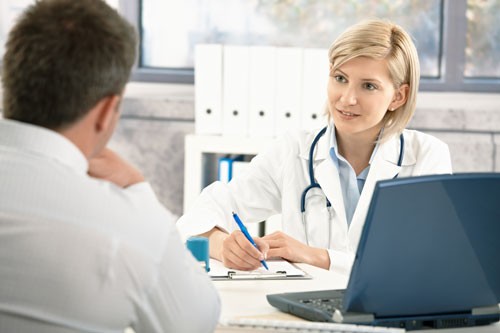 Quy định về chữ ký bác sĩ trên giấy nghỉ hưởng BHXH
